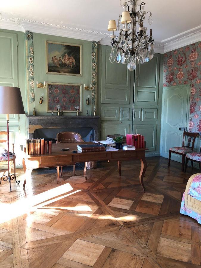 Chateau Montalembert Frühstückspension